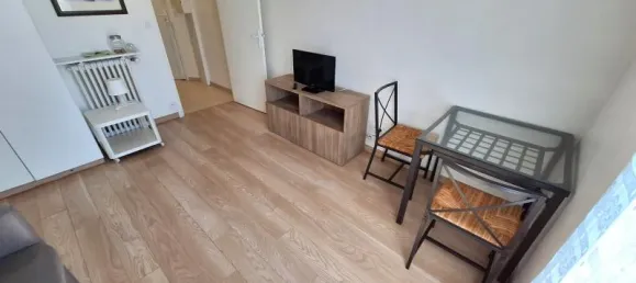 Studio in Colombes, France No. 349316 6