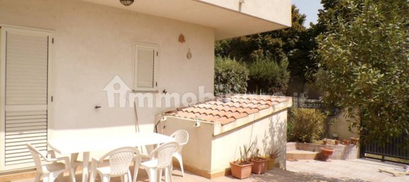 3 bedrooms Villa in Condofuri, Italy No. 340136 2
