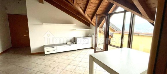 2 bedrooms Apartment in Vergiate, Italy No. 276584 7