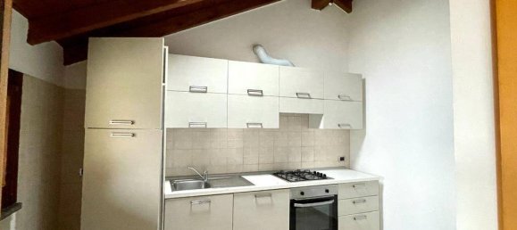 2 bedrooms Apartment in Vergiate, Italy No. 276584 9