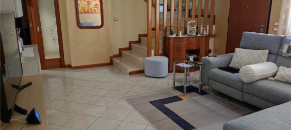 4 bedrooms Villa in San Pietro di Feletto, Italy No. 75156 8