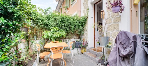 3 bedrooms House in Clichy, France No. 287007 11