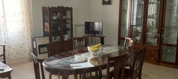 Квартира с 2 комнатами в Теверола, Италия № 231815 4