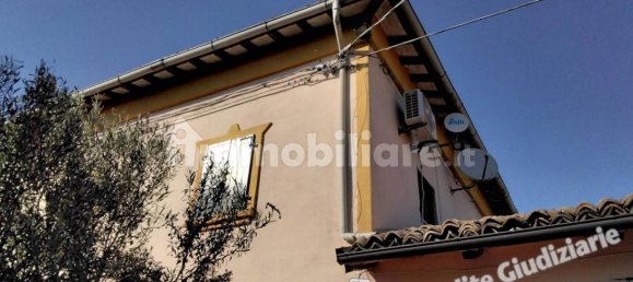 5 rooms Apartment in Cadelbosco di Sopra, Italy No. 332967 2