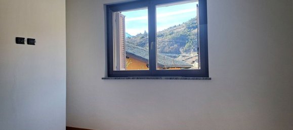 6-Zimmer Doppelhaus in Saint Pierre, Italy, Nr. 85463 37