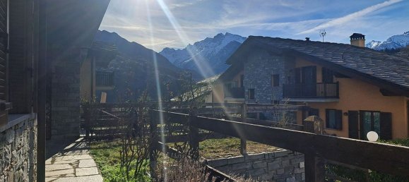 6-Zimmer Doppelhaus in Saint Pierre, Italy, Nr. 85463 9