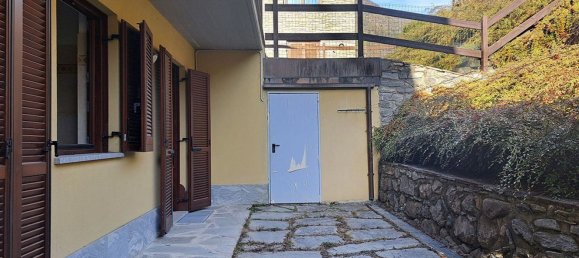6-Zimmer Doppelhaus in Saint Pierre, Italy, Nr. 85463 46