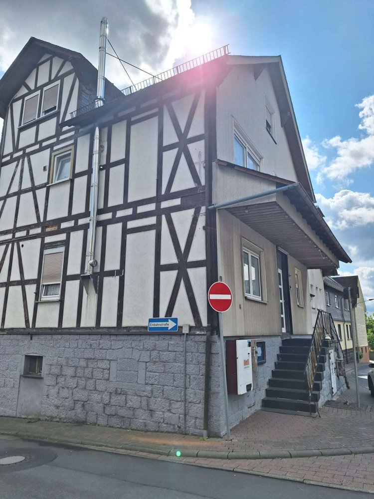 9 Schlafzimmer Gebäude in Marburg-Biedenkopf, Germany, Nr. 143016