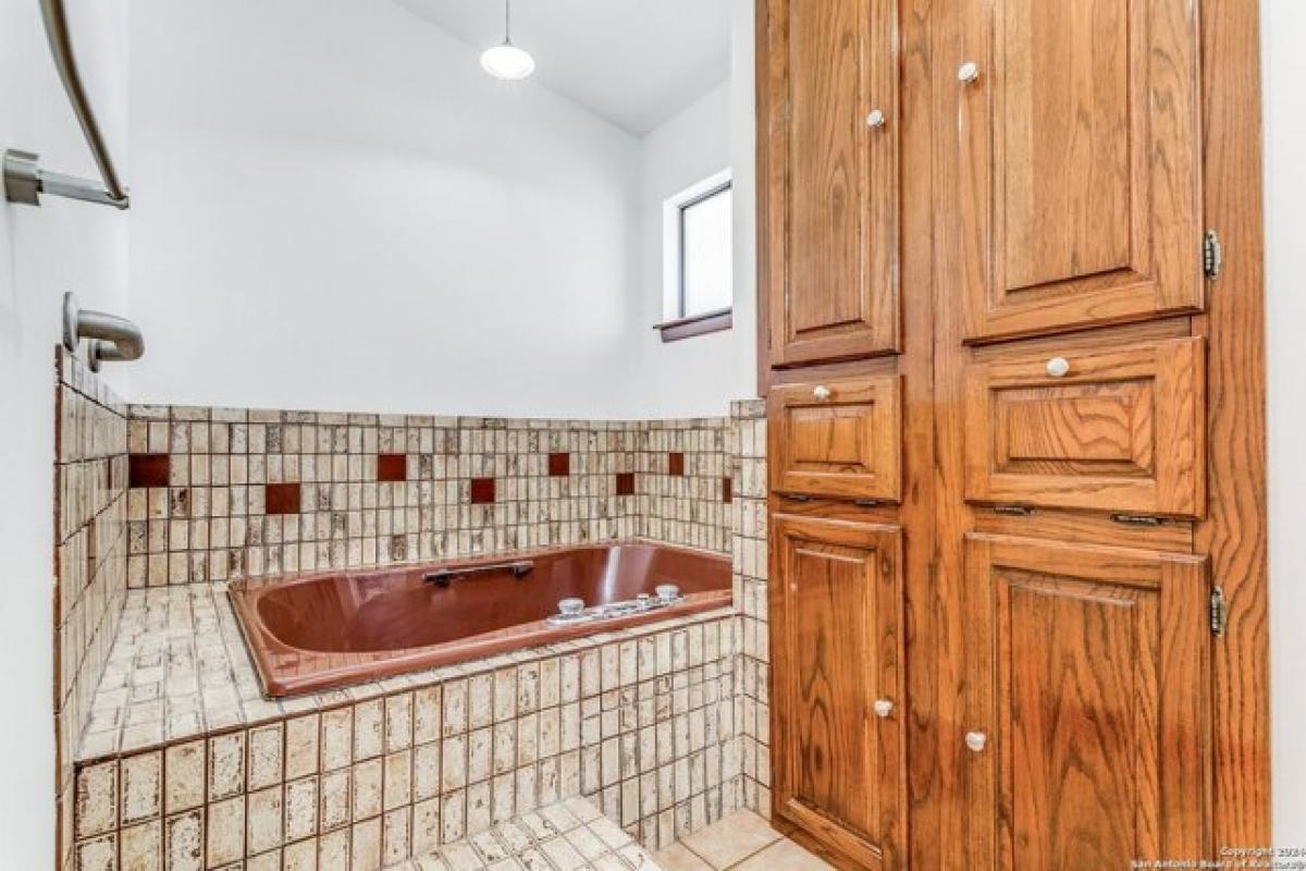 3 bedrooms House in San Antonio, USA No. 390874