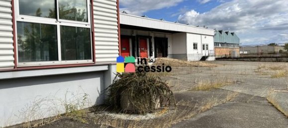  عقار تجاري في Le Mans, France 5700متر مربع رقم 304598 3