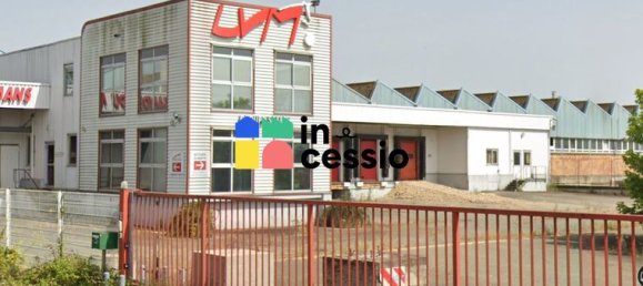  عقار تجاري في Le Mans, France 5700متر مربع رقم 304598 2