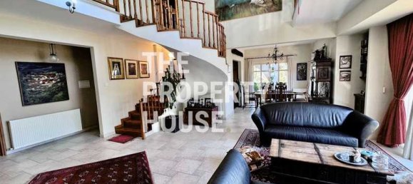 4 bedrooms Commercial property in Agios Tychonas, Cyprus No. 74290 7