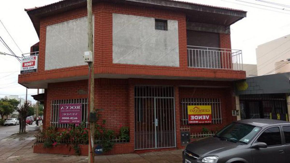 2 bedrooms House in Bermudez, Argentina No. 21559