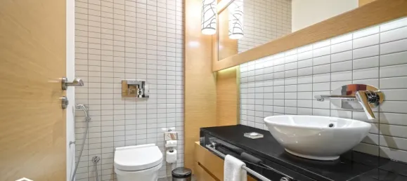 1 bedroom Hotel Apartment in Al Jaddaf, UAE No. 121720 15