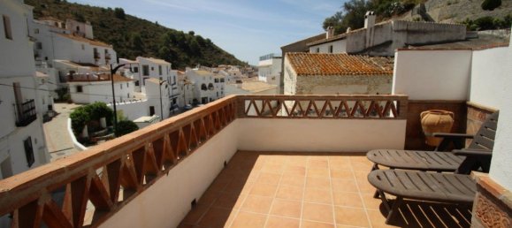 Casa de 3 dormitorios en Salares, Spain No. 59464 4