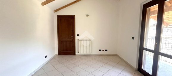 Apartamento de 2 dormitorios en Bussoleno, Italy No. 272018 13