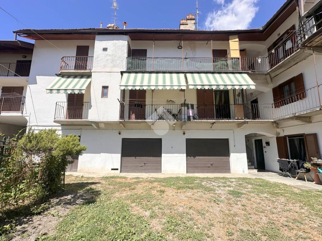 Apartamento de 2 dormitorios en Bussoleno, Italy No. 272018