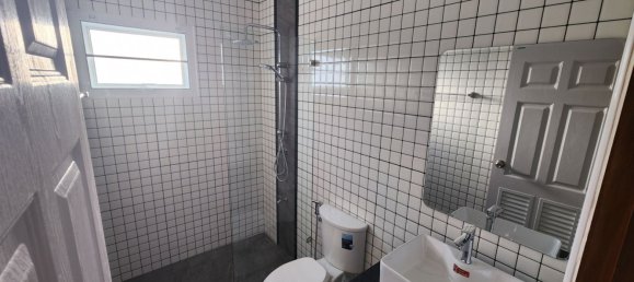 3 Schlafzimmer Haus in Mae Rim, Thailand, Nr. 68093 12