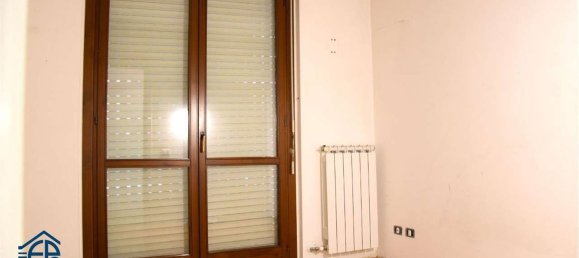 Квартира с 3 спальнями в Монца, Италия № 364341 16