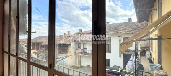 Casa de 3 dormitorios en Valdengo, Italy No. 211811 17