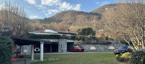 23غرفة فيلا في Erba, Italy رقم 3933 2