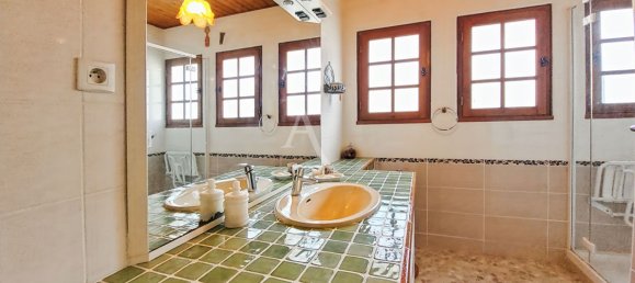 4 bedrooms House in Saint-Jean-de-Monts, France No. 112981 7