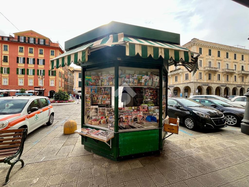 1غرفة عقار تجاري في Chiavari, Italy رقم 377686