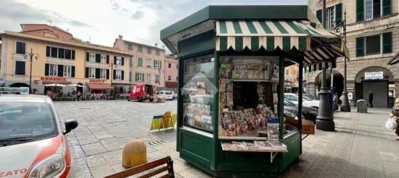 1غرفة عقار تجاري في Chiavari, Italy رقم 377686 15