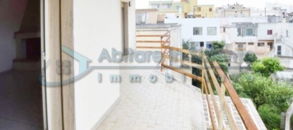 14 rooms Warehouse in Gagliano del Capo, Italy No. 134921 22