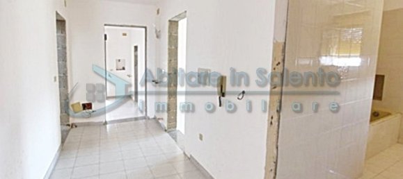 14 rooms Warehouse in Gagliano del Capo, Italy No. 134921 39