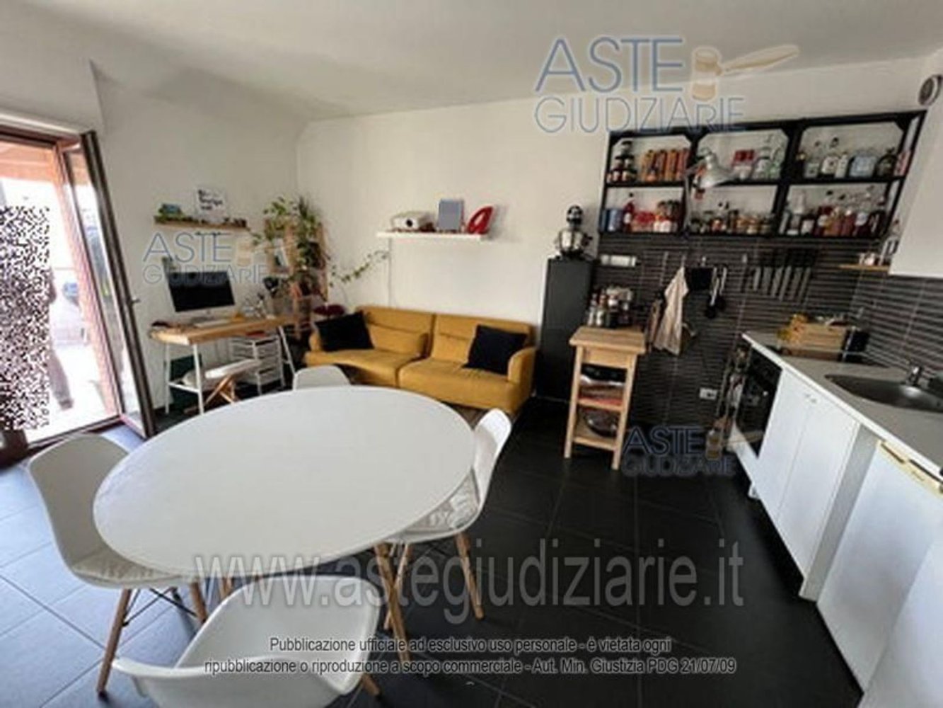 11 rooms House in Rome, Italy No. 31359