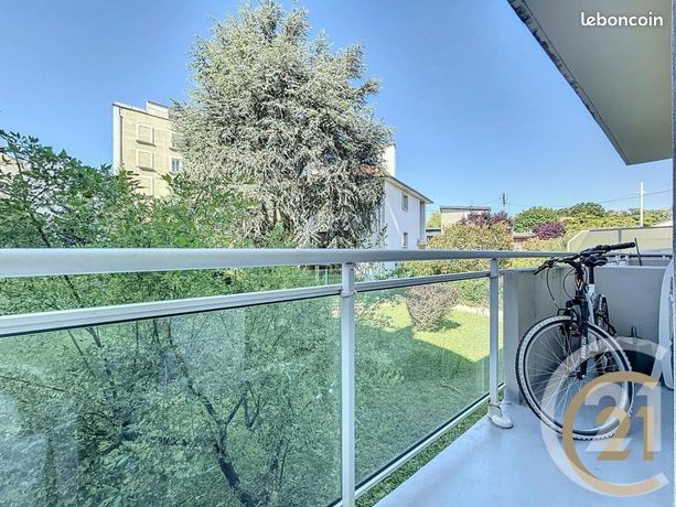 2 bedrooms Apartment in Nancy, France No. 313440