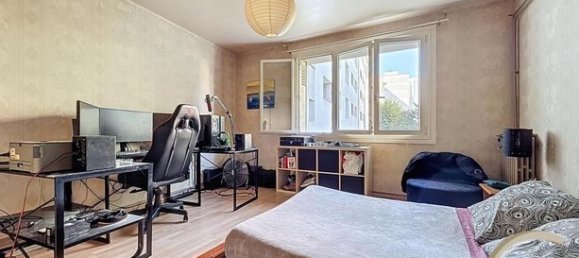 2 bedrooms Apartment in Nancy, France No. 313440 5