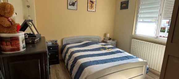 4 bedrooms House in Saintes, France No. 277473 9