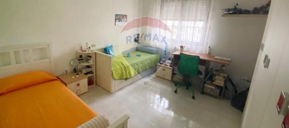 Квартира с 3 комнатами в Джоя дель Колле, Италия № 3522 10