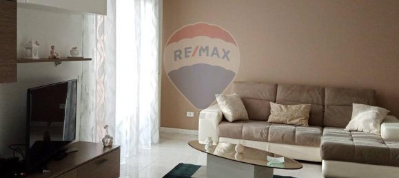 Квартира с 3 комнатами в Джоя дель Колле, Италия № 3522 3