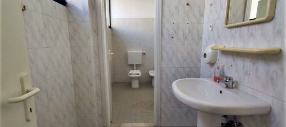 Офис 85м² в Феррара, Италия № 73621 14