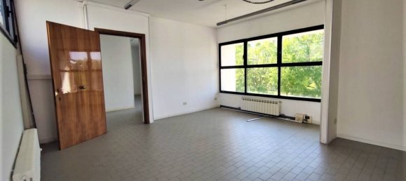 Офис 85м² в Феррара, Италия № 73621 3