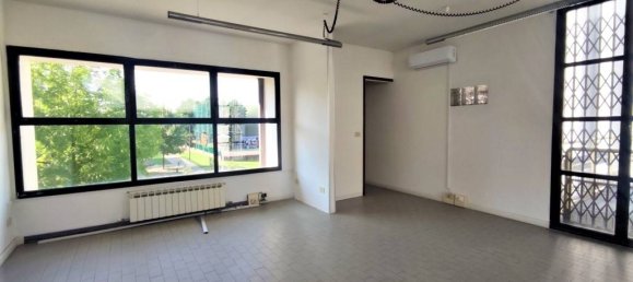 Офис 85м² в Феррара, Италия № 73621 4