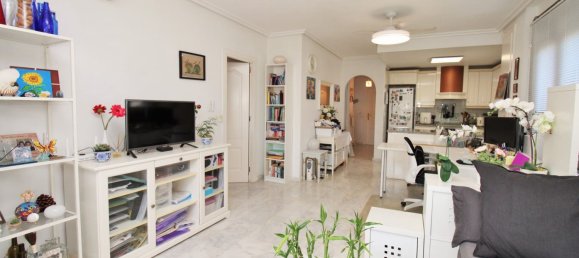Apartamento de 2 dormitorios en Alicante, Spain No. 174670 11