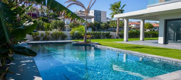 Villa 5+1 in Izmir, Turkey No. 17282 16