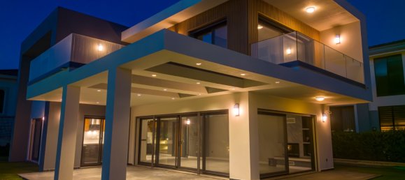 Villa 5+1 in Izmir, Turkey No. 17282 17