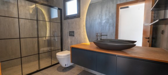 Villa 5+1 in Izmir, Turkey No. 17282 9