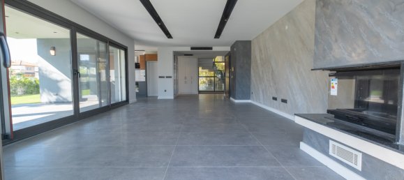 Villa 5+1 in Izmir, Turkey No. 17282 10