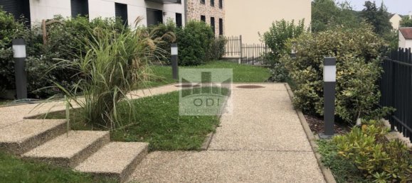 2 bedrooms Apartment in Saint-Cyr-l'Ecole, France No. 296325 7