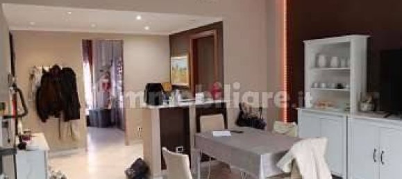 2 chambres Appartement à Garbagnate Milanese, Italy No. 310247 3