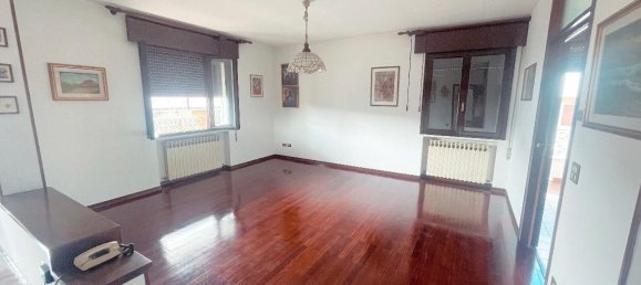 7غرفة منزل في Cadoneghe, Italy رقم 230307 2