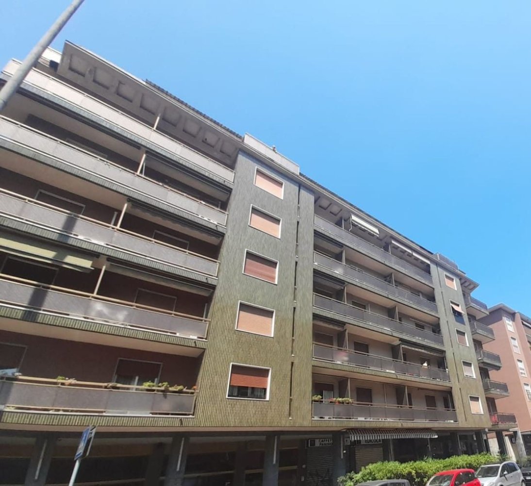 Apartamento de 2 divisões em Monza, Italy N.º 314705