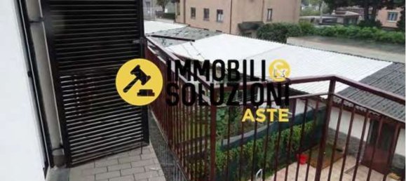 Casa de 6 habitaciónes en Fagnano Olona, Italy No. 14484 23