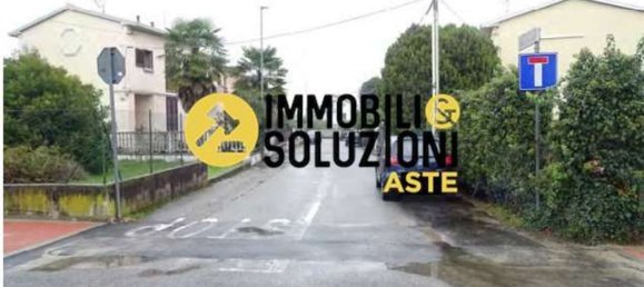 Casa de 6 habitaciónes en Fagnano Olona, Italy No. 14484 4